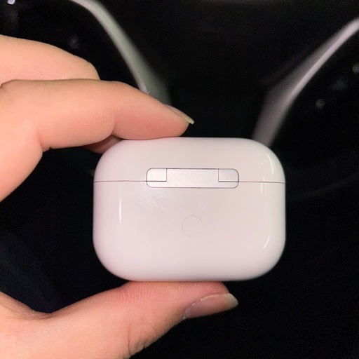 AirPods初代？ワイヤレスイヤホン