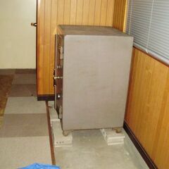 ≪引き取り・搬出限定≫頑丈な金庫 ※搬出作業に慣れている方 の画像