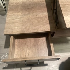 昇降テーブルの画像