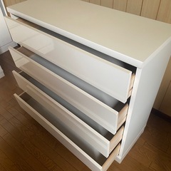 お話し中　チェスト4段（鏡面仕上げ）②の画像