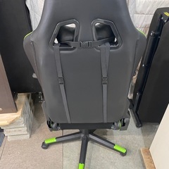 【ゲーミングチェア】【ニトリ】クリーニング済み【管理番号12411】金の画像