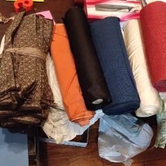 至急　高級服大量にありますの画像