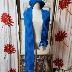 ！Sida(シダ) とびきり愛らしく、有能なロングマフラー＆帽子、いかがでしょうか？の画像