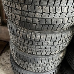 DUNLOP スタッドレスタイヤ　225/50/R17の画像