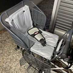 自転車、子供乗せるカゴ付き、ママチャリの画像