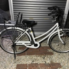 自転車、子供乗せるカゴ付き、ママチャリの画像