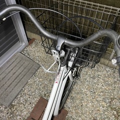 自転車、子供乗せるカゴ付き、ママチャリの画像