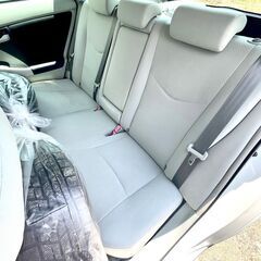 【自社ローン＆リース】は岩手沿岸も対応！😉保証人がいなくても、ブラックでも、働き始めでも『乗れます』💕幅広いご事情に対応します🥰＜月々格安＞車検2年付き！トヨタ　プリウス　S　経済的です　夏冬タイヤあります♪の画像