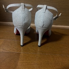 キラキラヒールパンプス👠の画像
