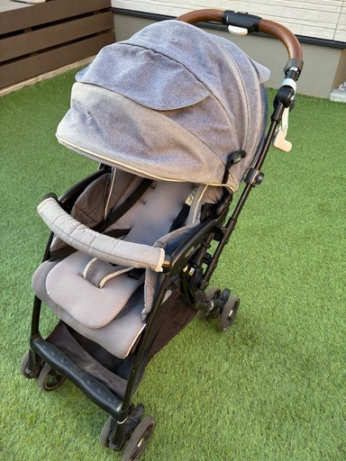 アップリカ　ベビーカー