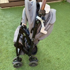 アップリカ　ベビーカーの画像