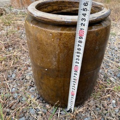 陶器製 水鉢 茶色 直径約30cm 水瓶　縦長　丸型　　　古民具　骨董の画像