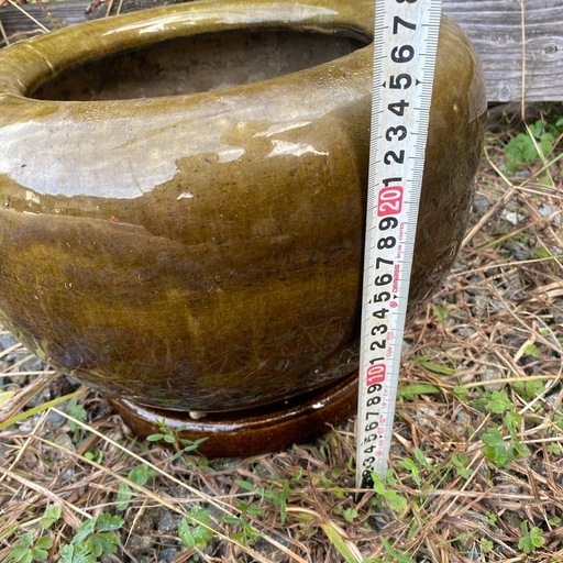オリーブグリーン 火鉢 直径30cm 水鉢　深緑　陶器製　丸型　足付き