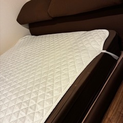 ベッド(セミダブル)の画像