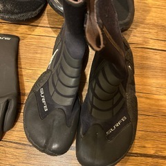 SURF8ブーツ、SURF8グローブセットの画像
