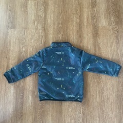 ポケモンアウターの画像