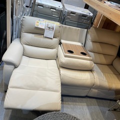 配達可【3人掛け電動ソファ】【アイボリー色】クリーニング済み【管理番号】 1124 橋の画像