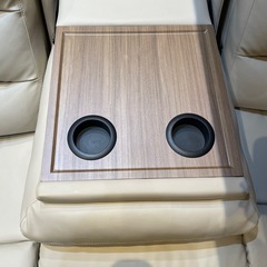 配達可【3人掛け電動ソファ】【アイボリー色】クリーニング済み【管理番号】 1124 橋の画像