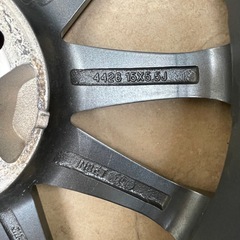 スタッドレスタイヤ　ホイールナット付き　15インチ　2022年製　　　の画像