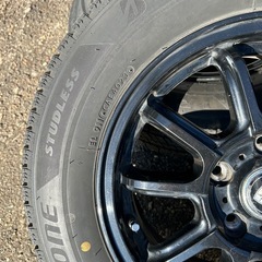 ヴォクシー　スタッドレスタイヤ　ブリザックVRX2 195-65R-15の画像