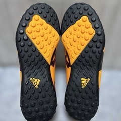 adidas キッズ 22.5cm サッカー トレーニングシューズ 美品の画像