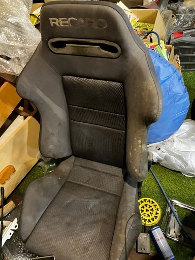 古いレカロシート