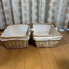カゴ　　バスケットの画像