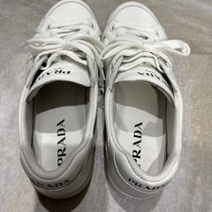 【美品】PRADA スニーカーの画像