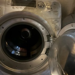 東芝　ドラム洗濯機　twz9000r
の画像