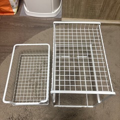 12月末まで限定品　スチールラック　2段　引き出し可能の画像