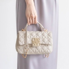 2WAY モノグラムビジューキルティングバッグの画像