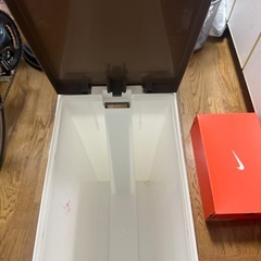 蓋付きゴミ箱　30Lの画像