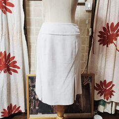 ANY SIS(エニィスィス) ゆらふわ、リアルファーの襟元が綺麗可愛い冬スーツ。いかがでしょうか？の画像