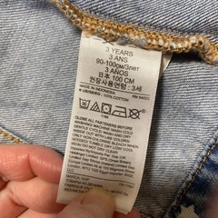 子供用GAPデニムジャケットの画像