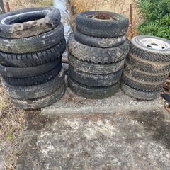 タイヤ　全て引き取り限定の画像