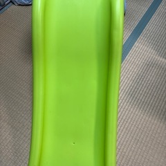 折りたたみすべり台 室内の画像