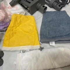 シャーク　スチームポータブル★未使用のパッドをつけてます。の画像