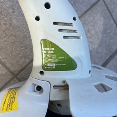 芝刈り機　草刈り機の画像