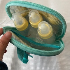 哺乳瓶ケースの画像