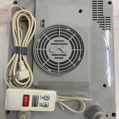 ★今の時期にお勧め★⭐︎ヒートショック対策⭐︎脱衣所ファンヒーター・人感センサー付き・DWC-A1207-WH・壁掛け式・最大1200W・約横幅27.5cm×縦34cm ※商品の詳しい状態等は現物にてご確認ください。の画像