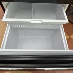 《尼崎市/リサイクルショップドリーム次屋店》★ジモティー割引有★3ドア冷蔵庫　ハイアール　JR-CV34B  335L 2023年製　クリーニング済み☆尼崎市若王寺☆の画像