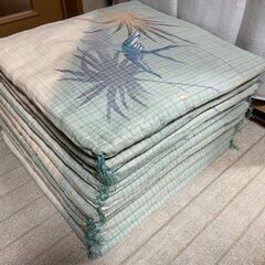 夏物座布団 使用品の画像