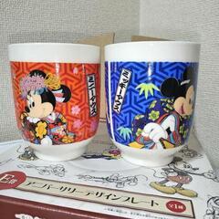 年末売りサービス品！！　未使用ディズニーミッキーマウス、ミニーマウスマグカップとプレート1枚湯呑み2個　　計５個セットの画像