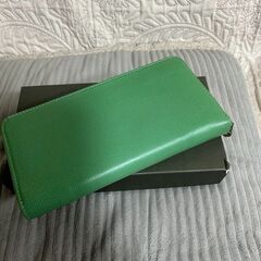 ハンティングワールド レザー ラウンドファスナー長財布の画像