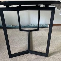 セラミックテーブルの画像