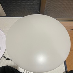 ニトリ　美品　シーリングライト リモコン付き 円形 ホワイトの画像