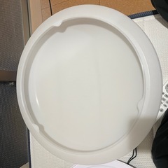 ニトリ　美品　シーリングライト リモコン付き 円形 ホワイトの画像