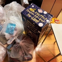 生活雑貨、玩具、洗剤、戦車用品、屋外用品、雑工具の画像