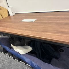 【無料】でミーティングデスク・テーブルをお渡しします！の画像