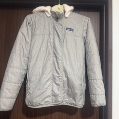 パタゴニアkids ボアジャケット　L12リバーシブル　サイズ140の画像